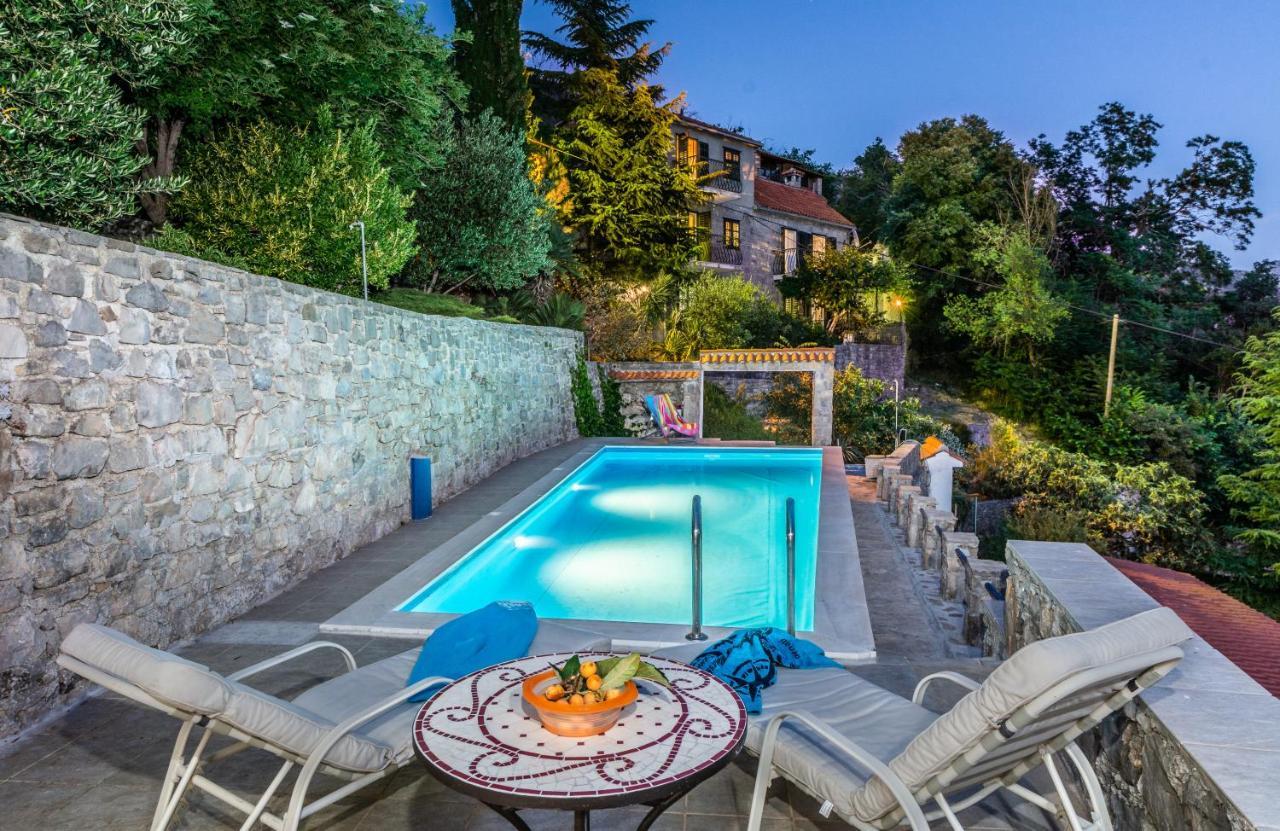 Villa Blanka Žrnovnica 外观 照片