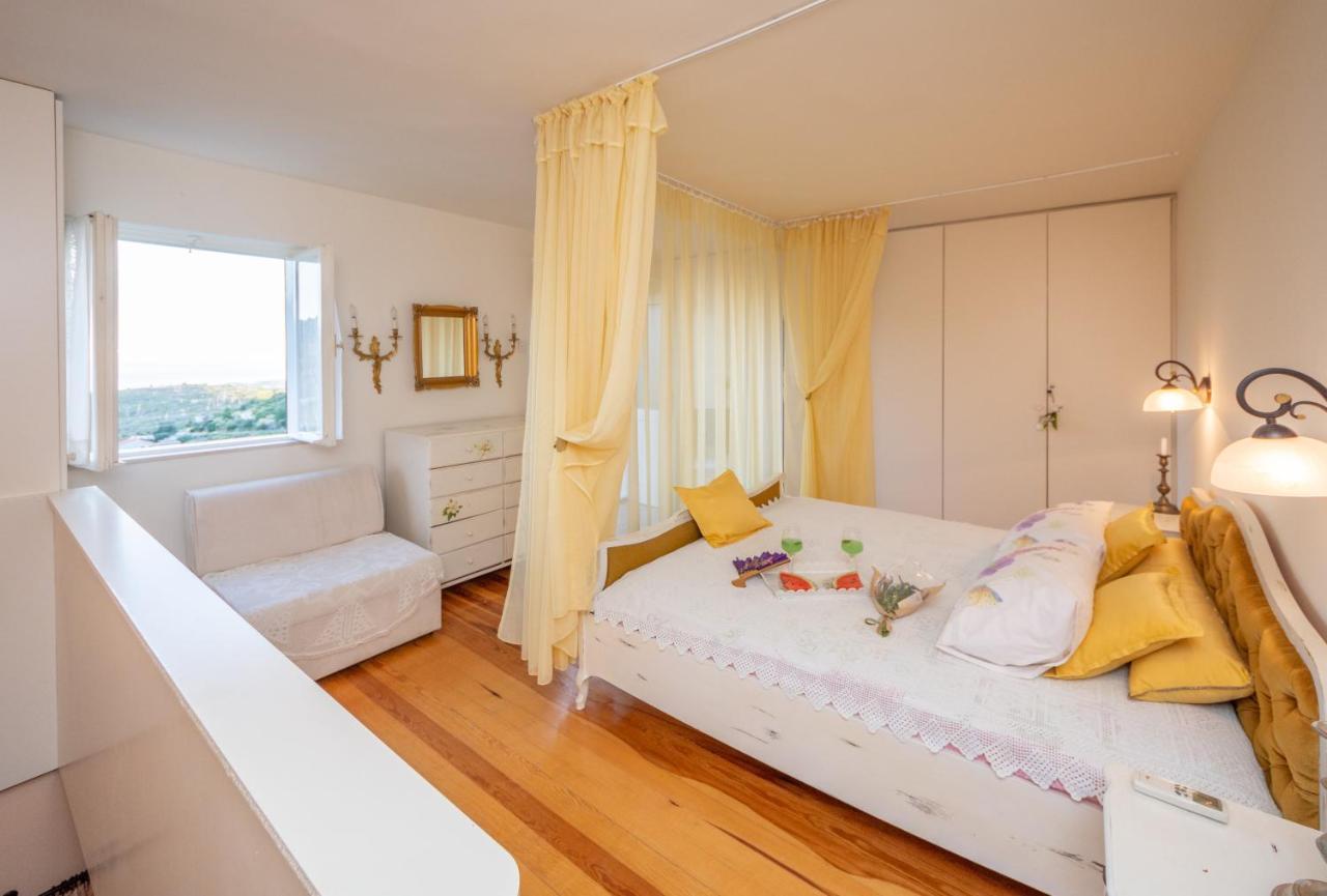 Villa Blanka Žrnovnica 外观 照片